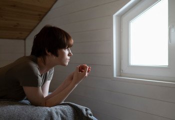 Understanding Light Therapy: A Bright Approach to Depression